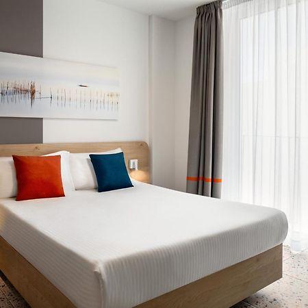 Quadro Hotel, Trademark Collection By Wyndham Saint Julian's Ngoại thất bức ảnh