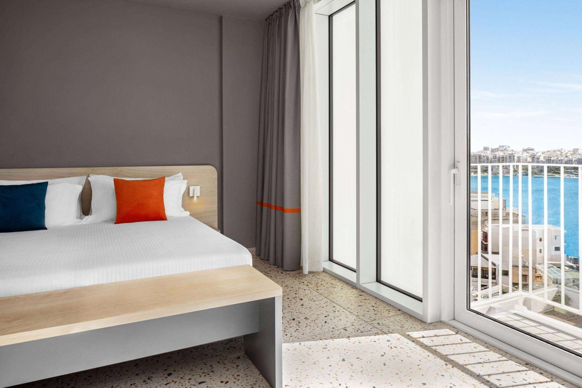 Quadro Hotel, Trademark Collection By Wyndham Saint Julian's Ngoại thất bức ảnh
