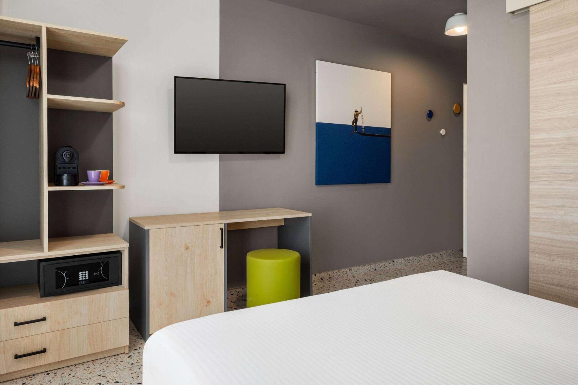 Quadro Hotel, Trademark Collection By Wyndham Saint Julian's Ngoại thất bức ảnh