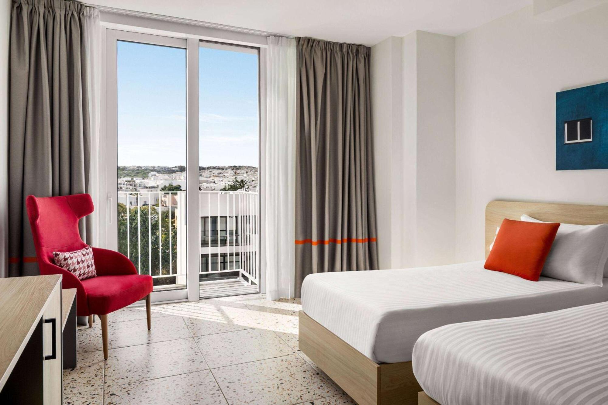 Quadro Hotel, Trademark Collection By Wyndham Saint Julian's Ngoại thất bức ảnh