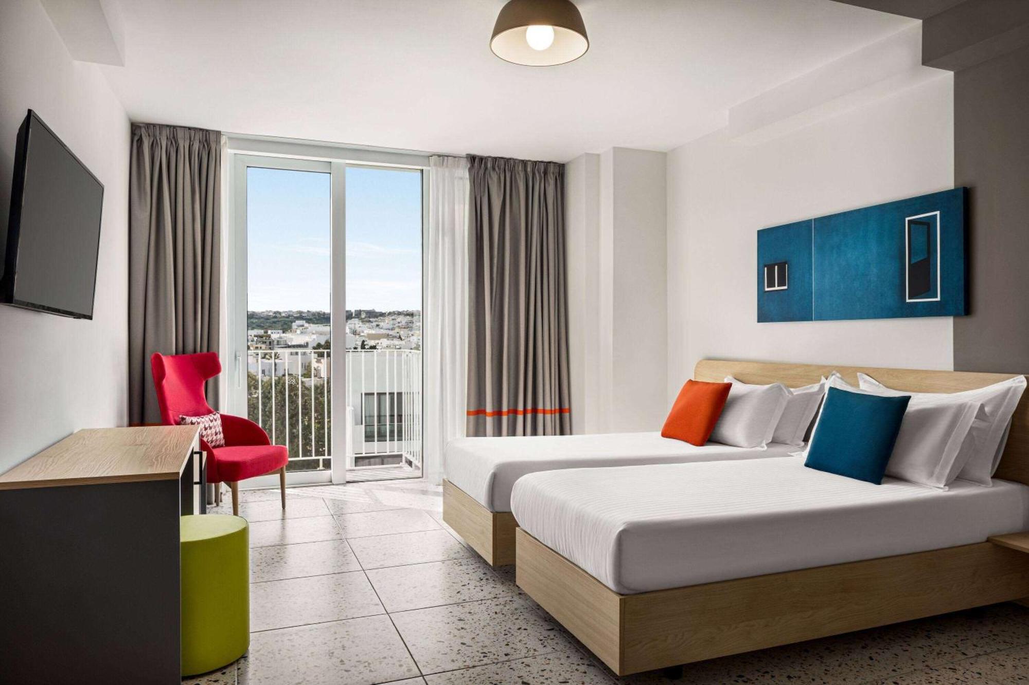 Quadro Hotel, Trademark Collection By Wyndham Saint Julian's Ngoại thất bức ảnh