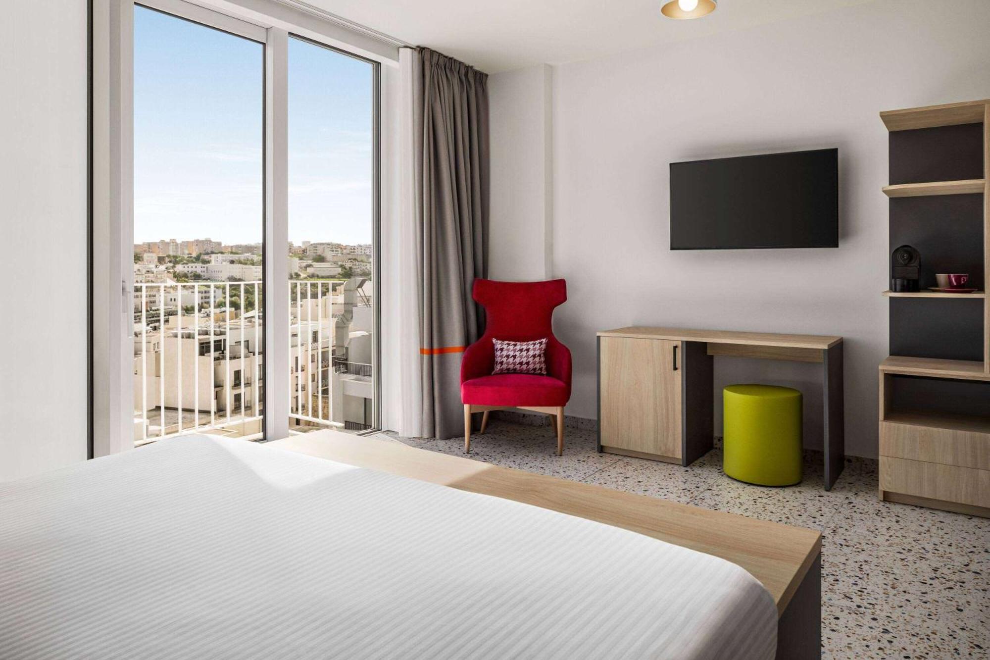 Quadro Hotel, Trademark Collection By Wyndham Saint Julian's Ngoại thất bức ảnh